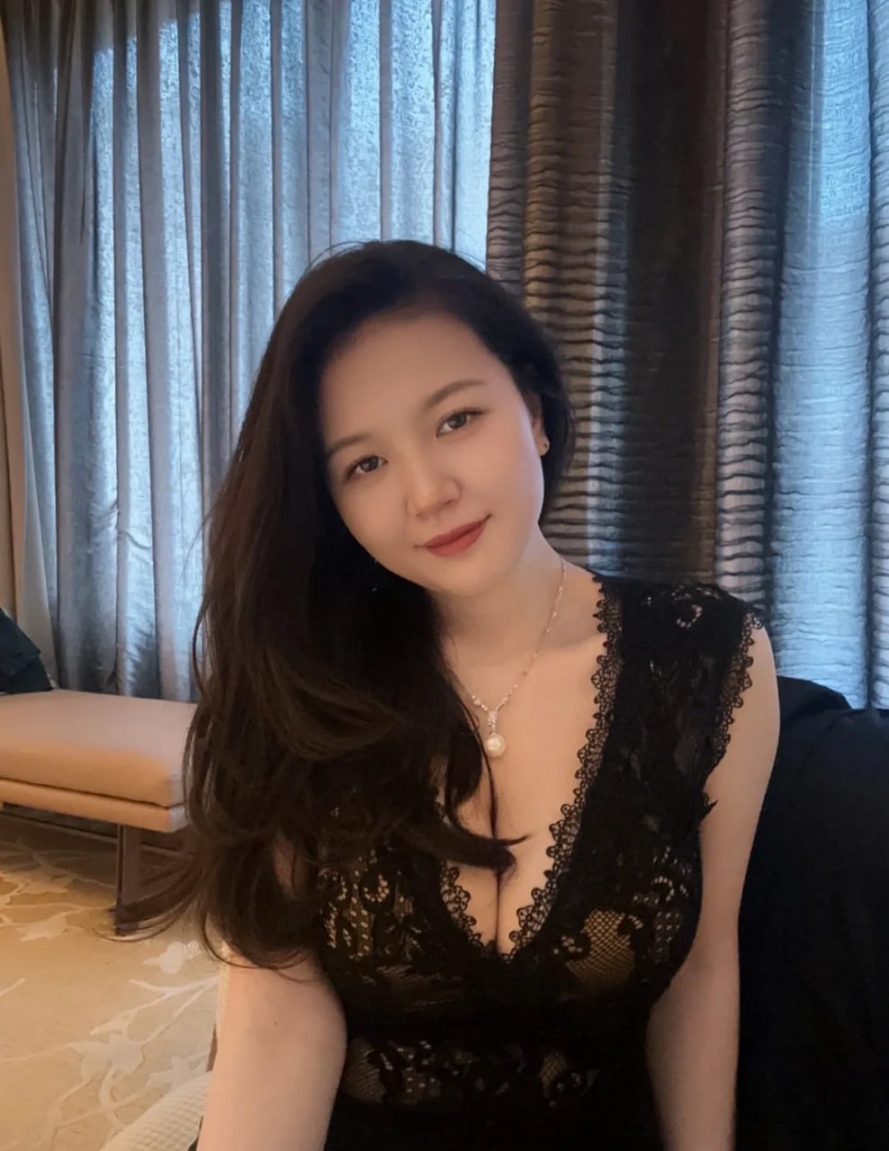 🔴小小  164cm 49 E 35歲  別看姐姐年紀大   床上的服務可是王者