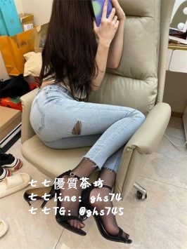 賴：ghs74  辣妹艾米 純素顏  身體纖細 顯得巨乳_全台茶訊/樓鳳