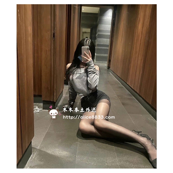 #加賴kkyw866臉蛋漂亮外貌優 水嫩緊緻的肌膚 擁有超性感美腿_中部茶訊/樓鳳