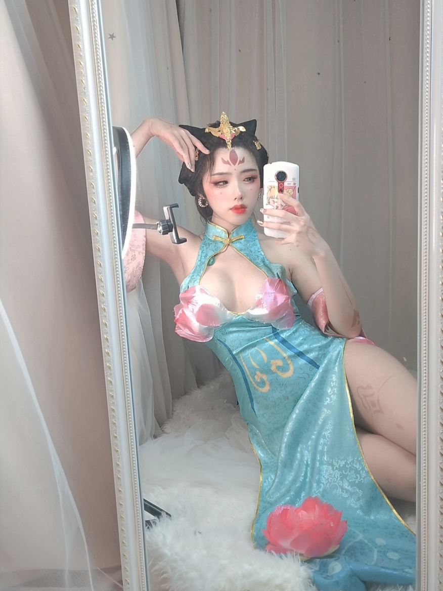 大陸網紅cosplay游戲角色 豐乳翹臀楊玉環_自拍情色貼圖